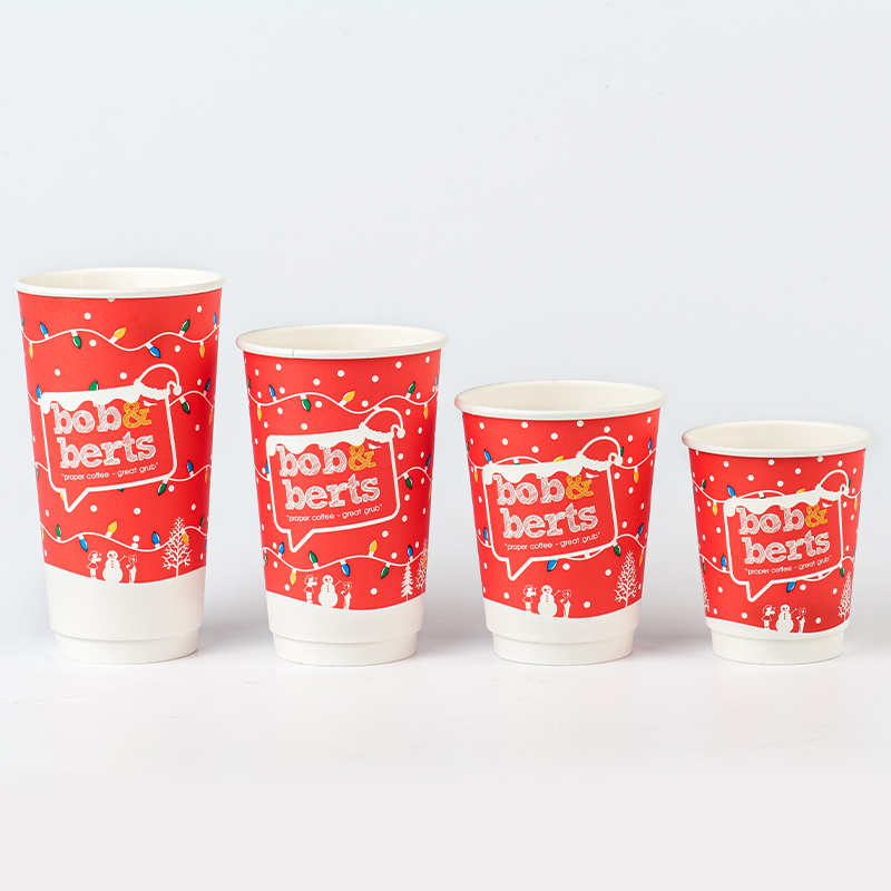 Бумажный стаканчик с двойными стенками